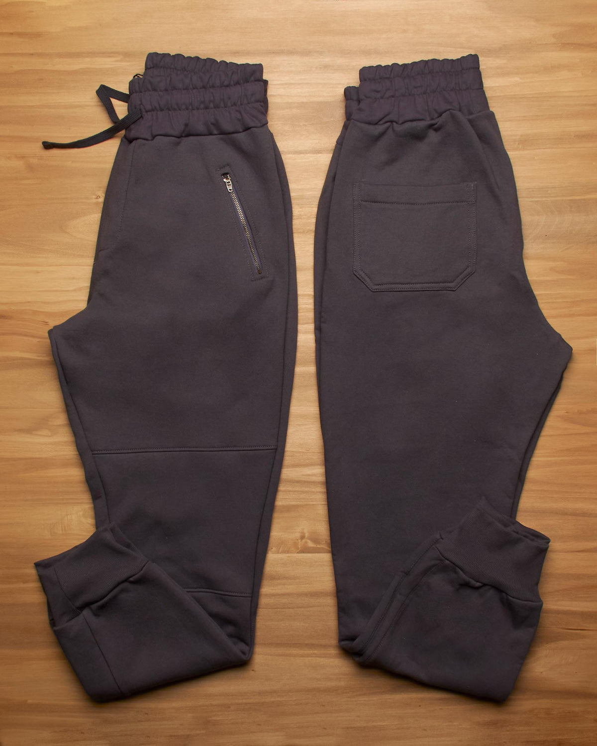 JOGGING ESPRESSO GRIS TOPO